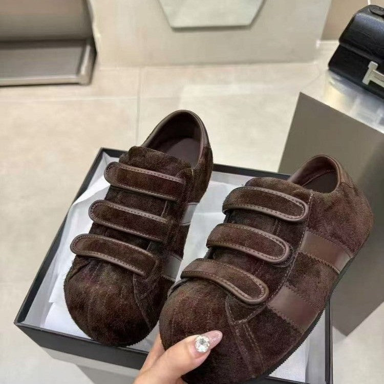 Damen Sneaker mit praktischem Klettverschluss und hochwertigem Wildleder R&B