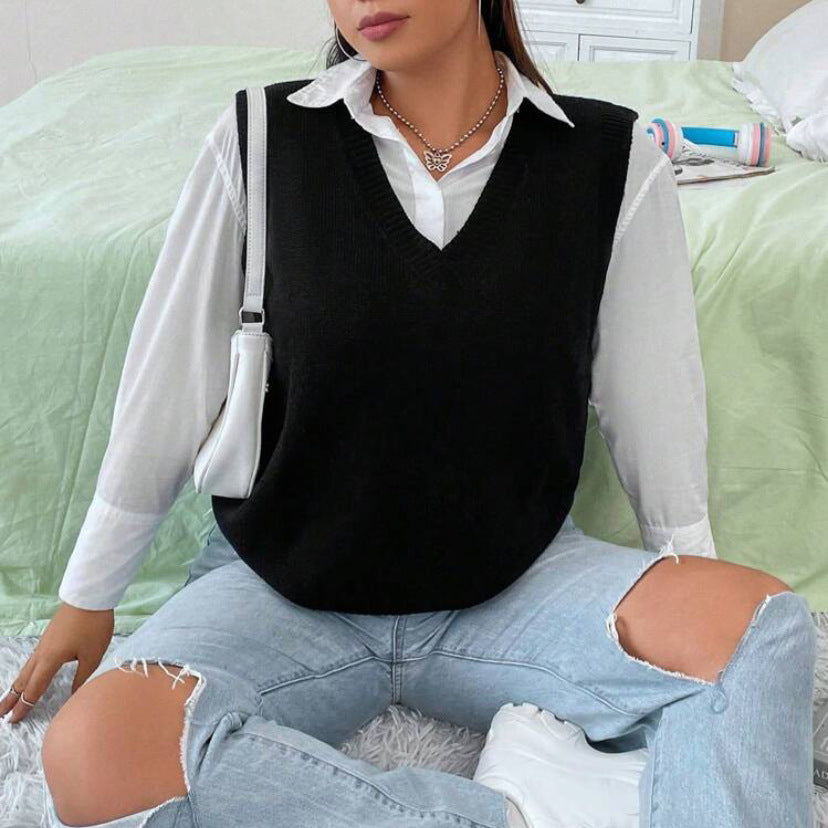 Damen Strickweste mit V-Ausschnitt und feinem Rippstrickmuster R&B