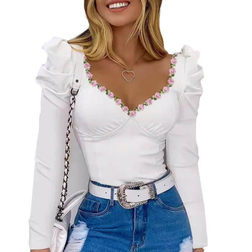 Damen Elegant verzierte Bluse mit Puffärmeln und floralem Ausschnitt R&B
