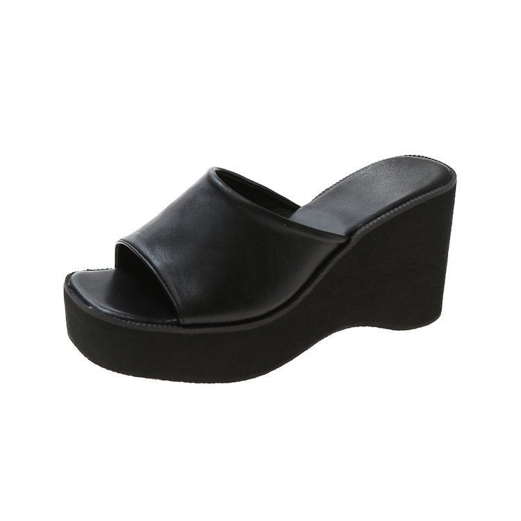 Damen Plateau-Pantoletten mit breitem Riemen und bequemer Sohle R&B