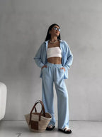 Damen entspannendes Oberteil und weite Hose R&B