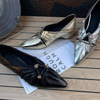 Damen elegante Ballerinas mit goldenen Akzenten und komfortablem Riemchen