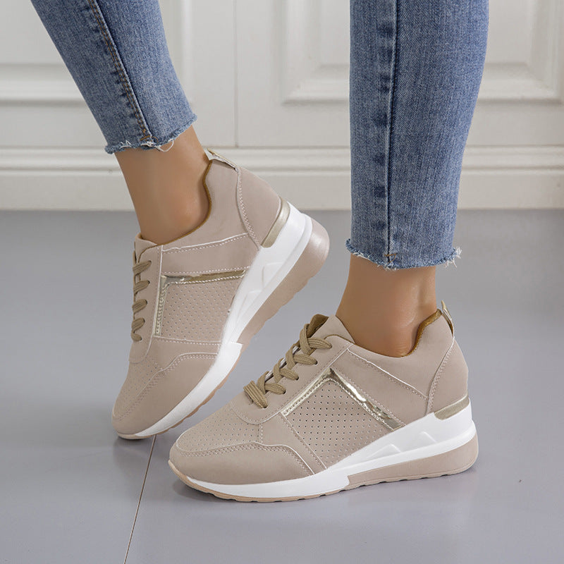 Damen Sportliche Sneakers mit perforierter Oberfläche und modischem Metallic-Detail R&B