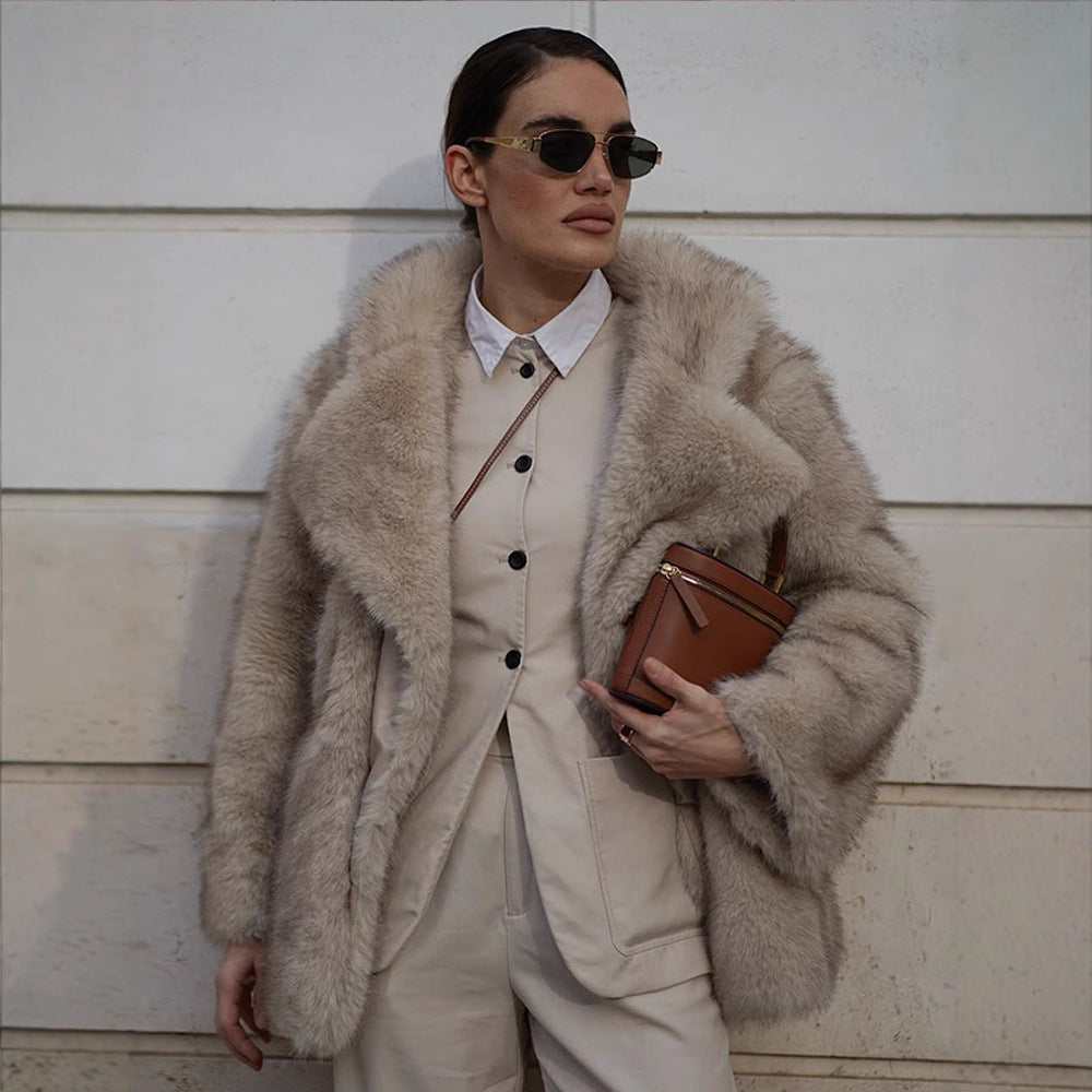 Damen Kunstfelljacke mit voluminösen Ärmeln und luxuriösem Design R&B