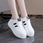 Damen Sneaker mit hohem Plateau und atmungsaktiver Oberfläche R&B