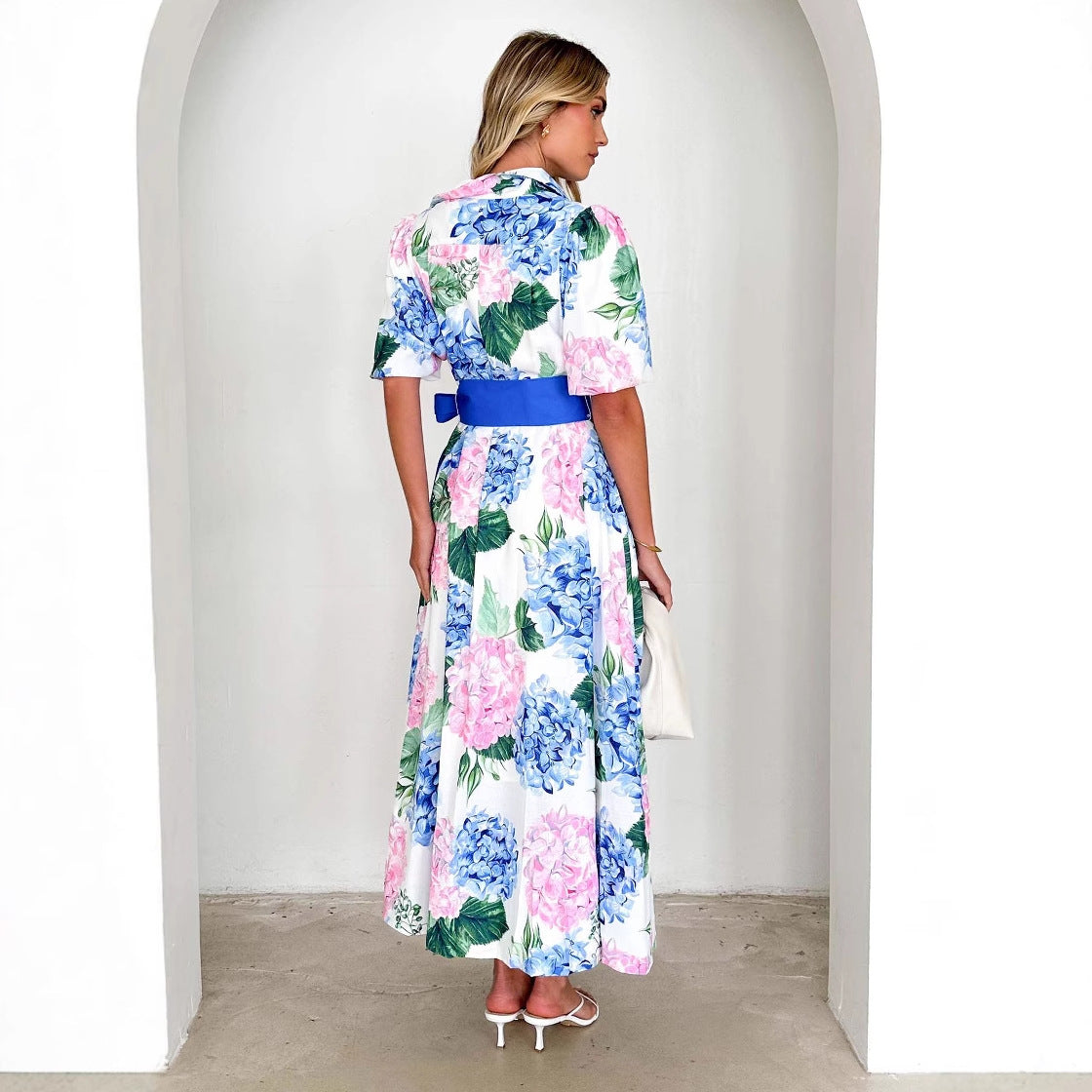 Damen Maxikleid mit botanischem Blütenmuster und tailliertem Bindegürtel R&B