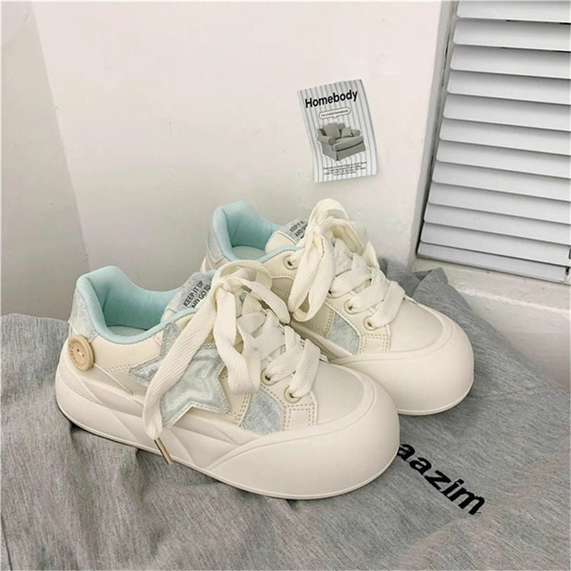 Damen Sneakers mit trendigem Sternen-Applikation und komfortabler Laufsohle