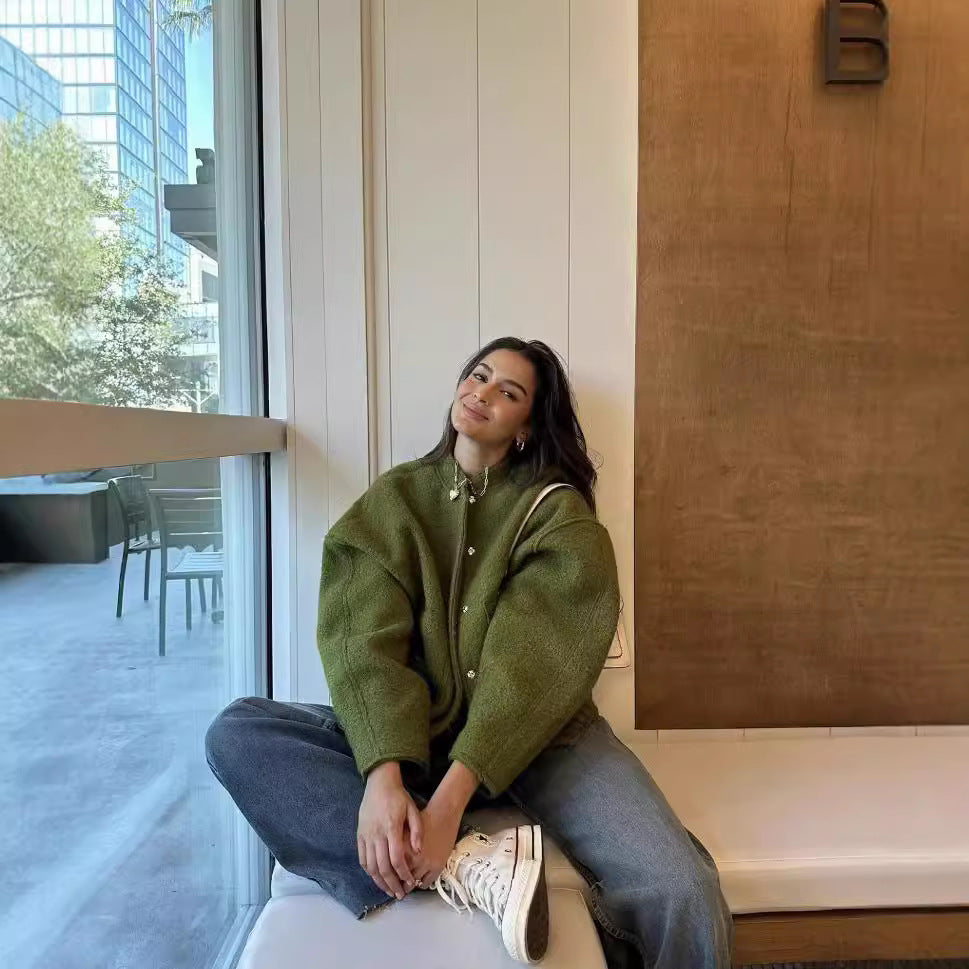 Damen modische Oversized-Jacke mit Stehkragen und seitlichen Taschen