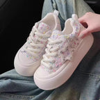 Damen Elegante und bequeme Sneakers mit glitzerndem Sternen-Detail