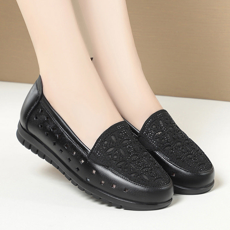 Damen Bequeme Mokassins mit atmungsaktiver Lochstruktur und modischem Schmuckdetail R&B