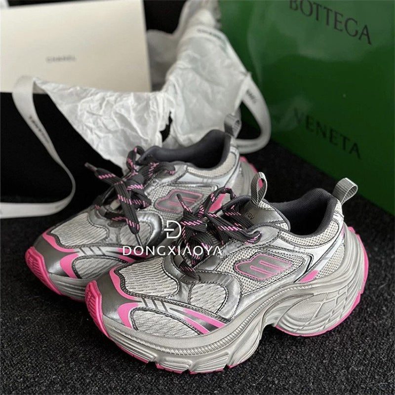 Damen Sportliche Läufersneaker mit ergonomischem Sohlenprofil und atmungsaktivem Mesh-Obermaterial R&B
