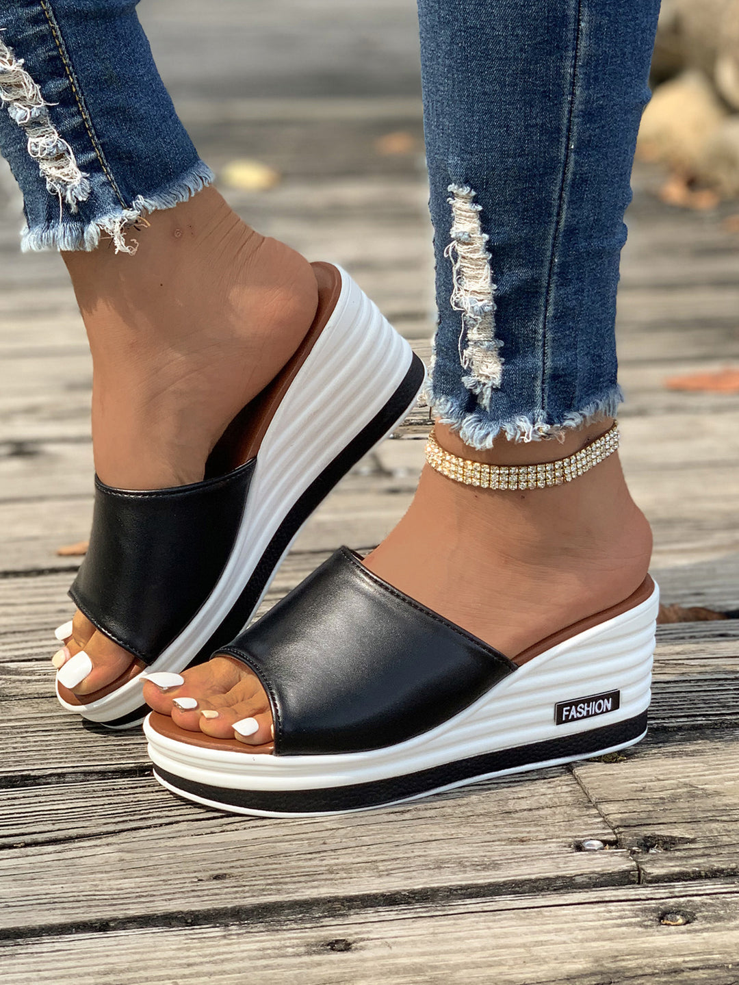 Damen Glamouröse Wedge-Pantoletten mit schimmerndem Obermaterial und bequemer Sohle R&B