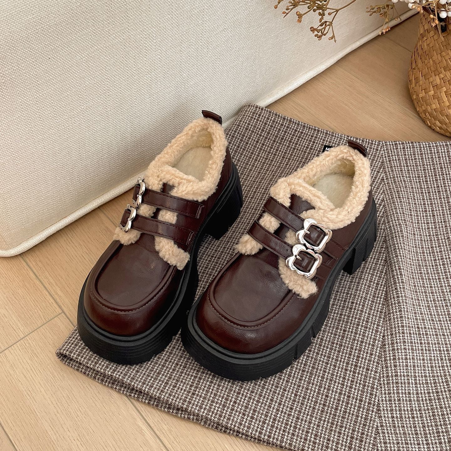 Damen modische Stiefel mit flauschigem Innenfutter und robustem Blockabsatz R&B
