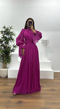 Damen Maxikleid mit figurschmeichelndem Schnitt und eleganter Raffung EB