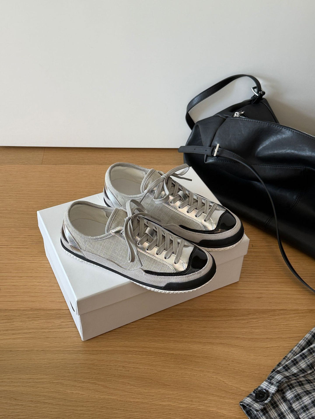 Damen Sportliche Sneakers mit moderner Canvas-Oberfläche und rutschfester Gummisohle R&B