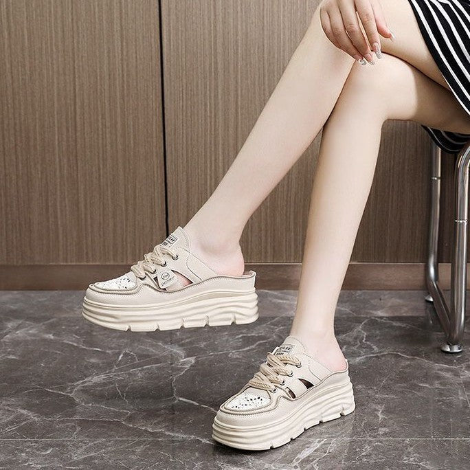 Damen Sneaker mit modischem Plateau und luftiger Schnürung