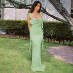 Damen Elegantes Maxikleid mit drapierter Vorderseite und Rüschendetails R&B