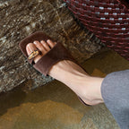 Damen Komfortable und elegante Clogs mit modischem Riemchen R&B