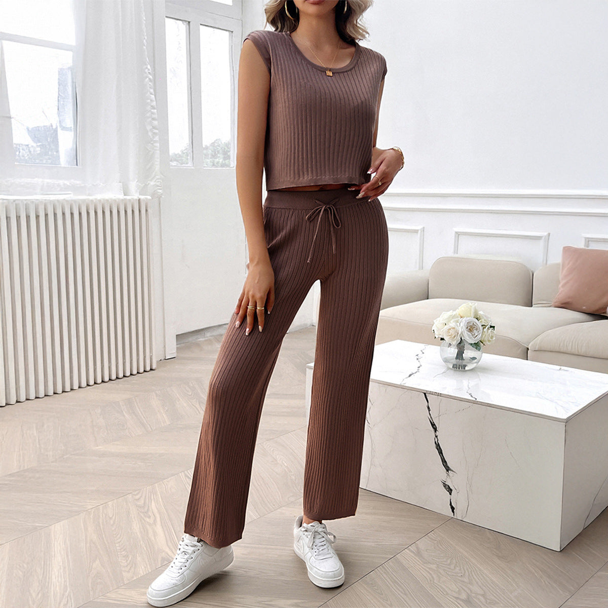 Damen Strick Zweiteiliges Set mit cropped Oberteil und weiter Hose R&B