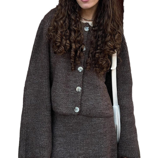 Damen Knitwear Set mit eleganten Knopfdetails R&B