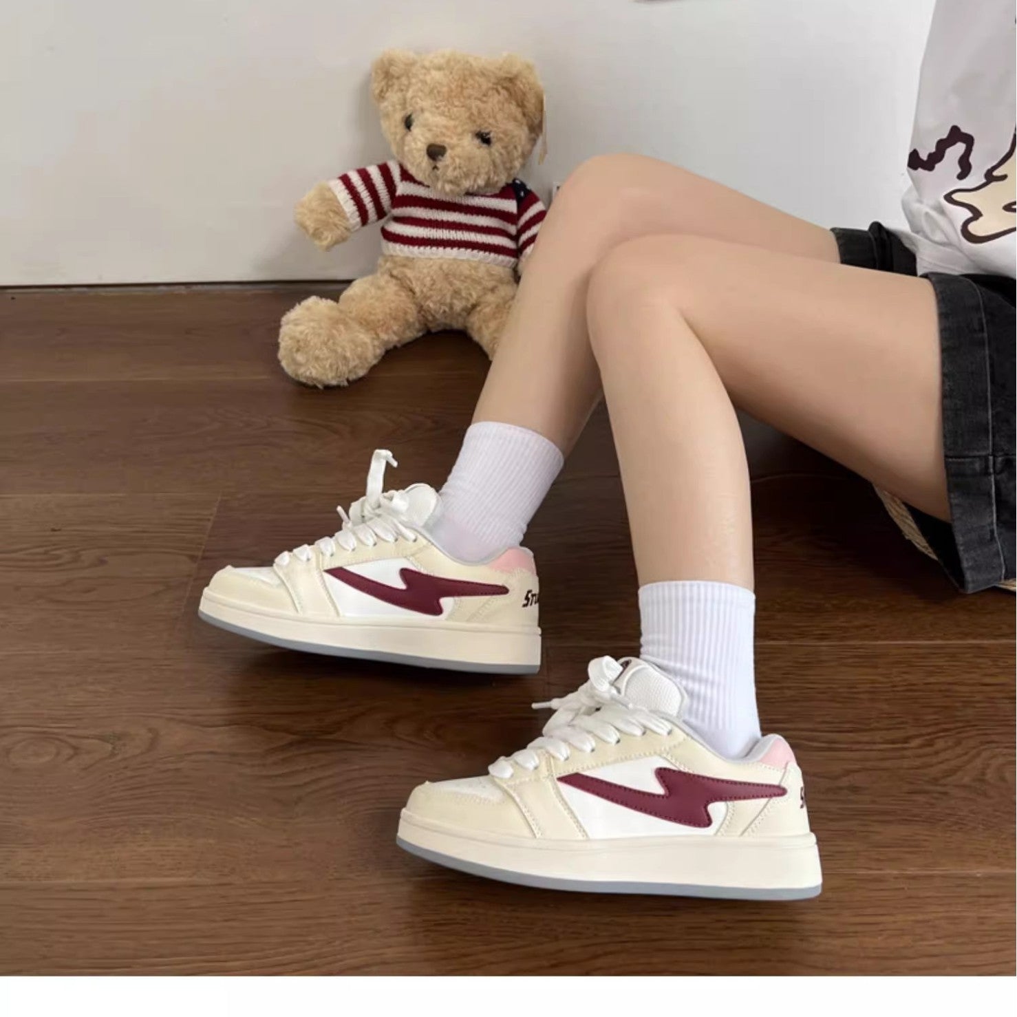 Damen Sneaker mit komfortabler Polsterung und sportlichem Design