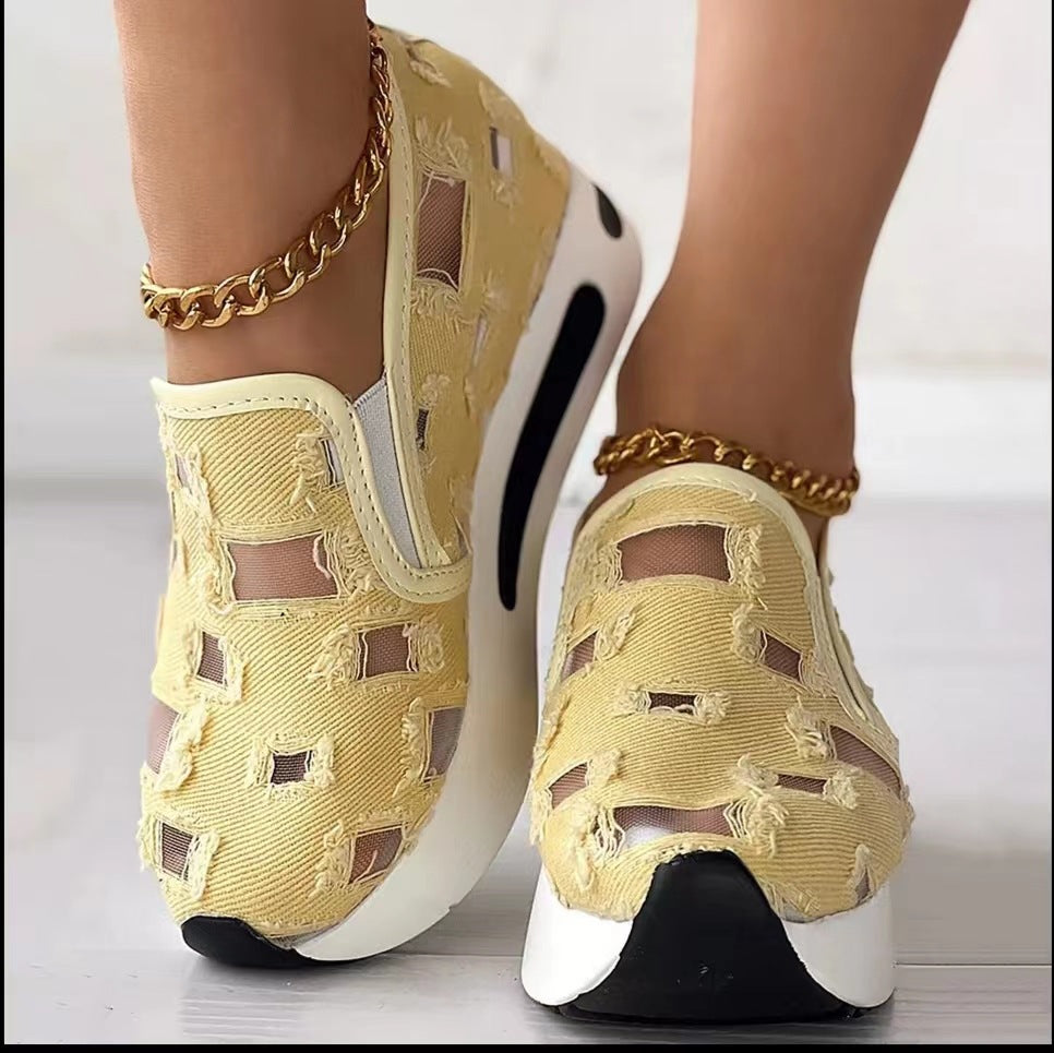 Damen Atmungsaktive Slip-On Sneakers mit modischem Lochdesign R&B