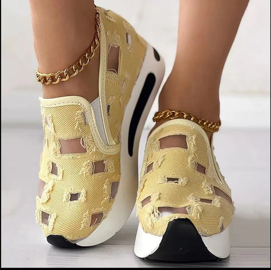 Damen Atmungsaktive Slip-On Sneakers mit modischem Lochdesign R&B