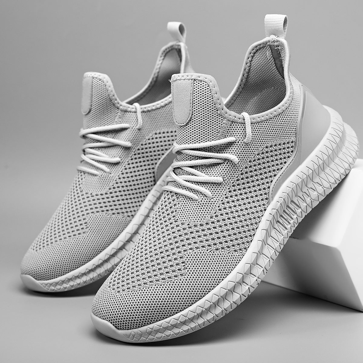 Damen Atmungsaktive Performance Sneakers mit flexiblem Netzoberteil und stoßdämpfender Sohle R&B