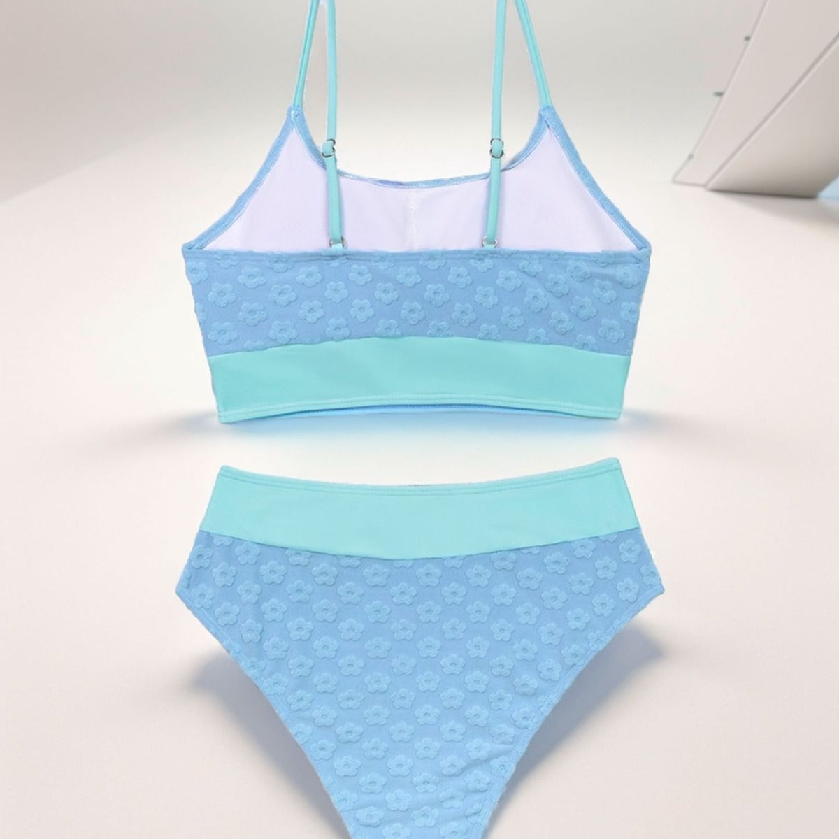 Damen Bikini-Oberteil mit hohem Bund und floralem Muster R&B