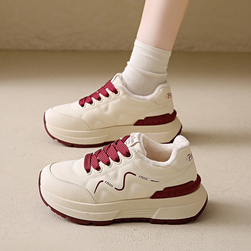 Damen Sportliche Skater Sneakers mit gepolsterter Innensohle und stabiler Laufsohle R&B