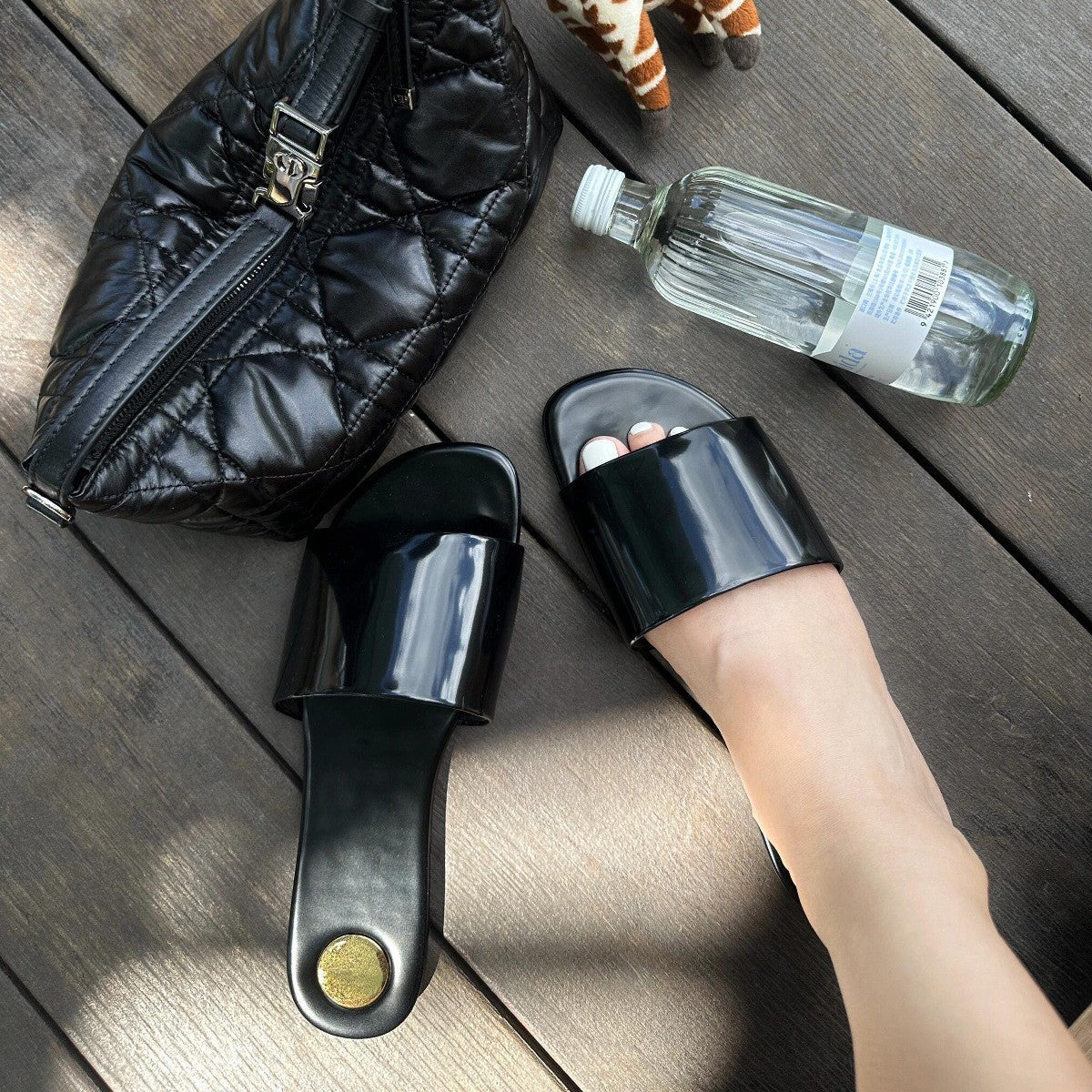 Damen Zehentrenner mit elegantem Leopardenmuster und modischem Riemendesign R&B