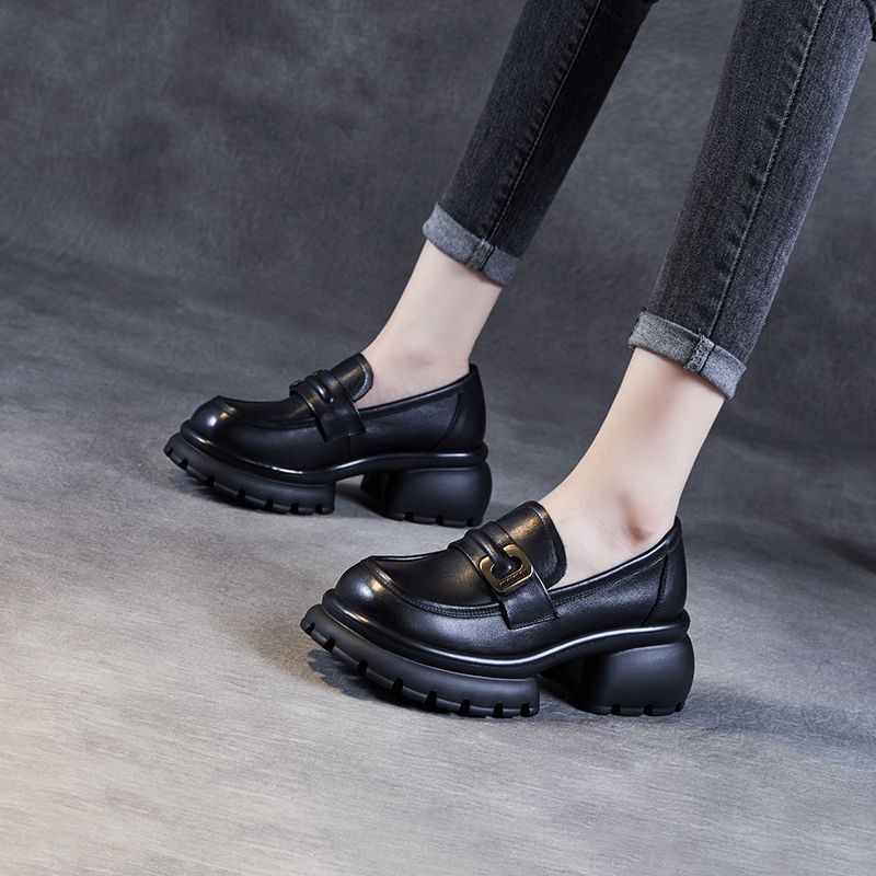 Damen Elegante und moderne Loafers mit robustem Plateau-Heel