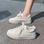 Damen Sportliche Sneakers mit klassischem Schnürsystem und atmungsaktivem Obermaterial R&B