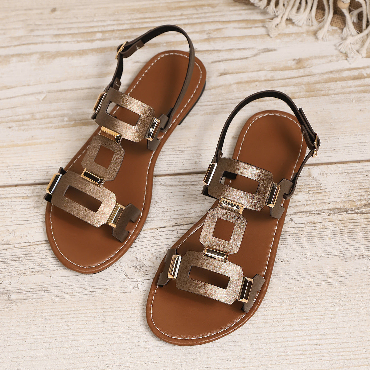 Damen elegante Sandalen mit modischen Schnallen R&B