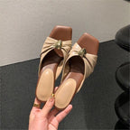 Damen modische Mules mit raffiniertem Schleifenakzent R&B