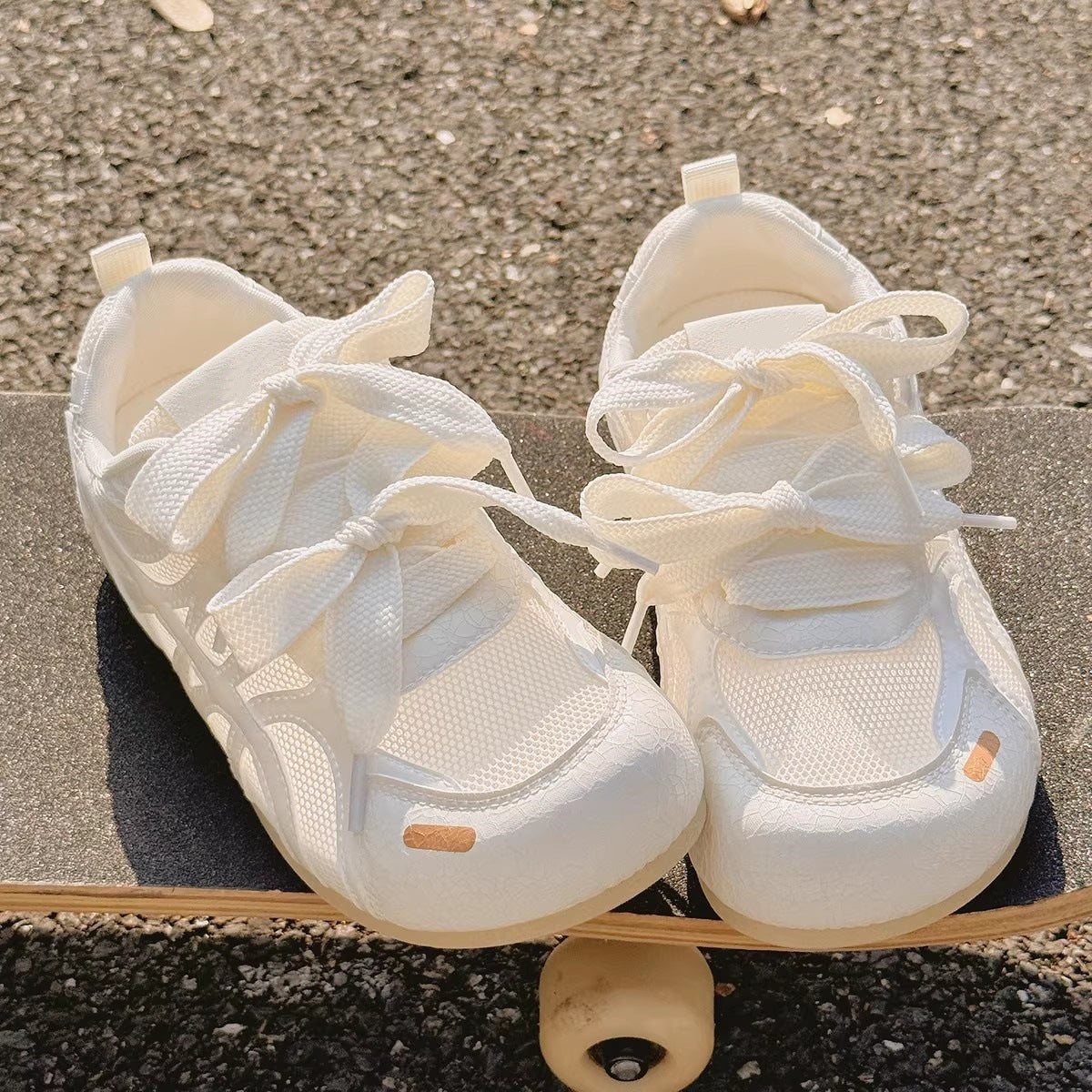Damen Sportliche Sneaker mit innovativem Netzdesign und komfortabler Schnürung R&B
