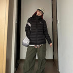 Damen gesteppte Winterjacke mit hohem Kragen und praktischen Seitentaschen