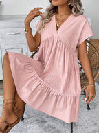 Damen kurzes Sommerkleid mit tiefem V-Ausschnitt und Rüschensaum R&B
