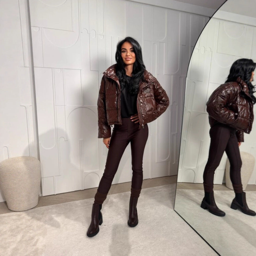Kurze Steppjacke Damen mit glänzender Oberfläche