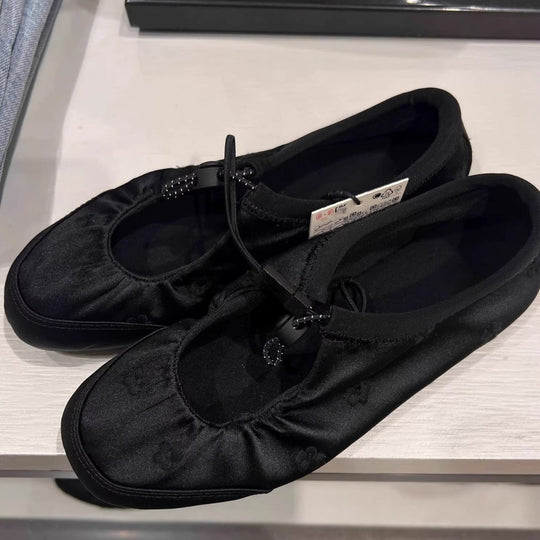 Damen Slip-On Ballerinas mit dekorativem Riemen und atmungsaktivem Material R&B