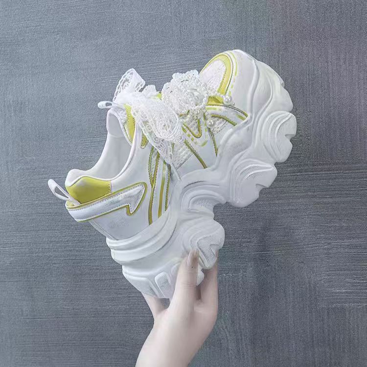 Damen modische Sneakers mit dekorativen Perlen und luftiger Mesh-Oberfläche R&B