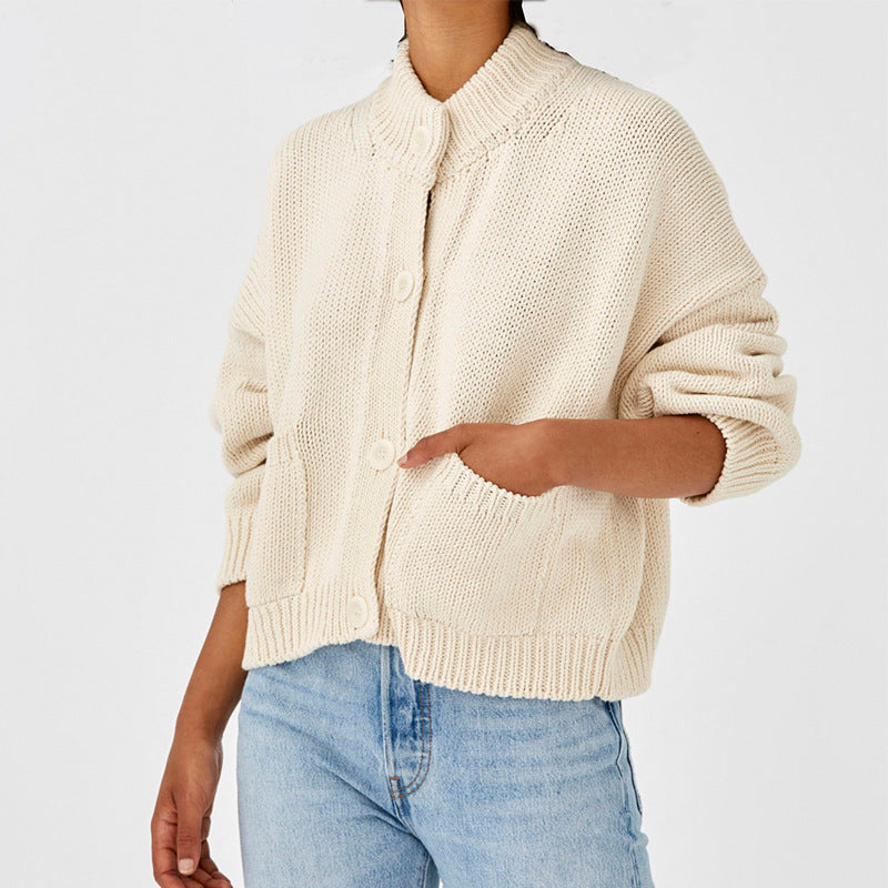 Damen Oversize Strickjacke mit Stehkragen und großen Knöpfen R&B