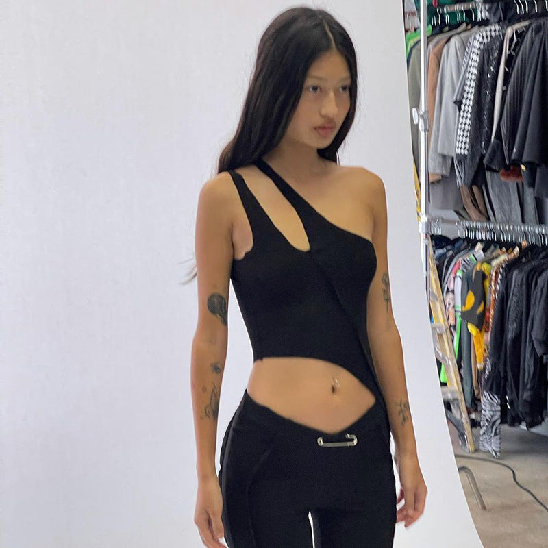 Damen asymmetrischer Jumpsuit mit modischem Cut-Out und eleganter Taillierung R&B