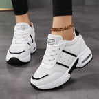 Damen nan sportlicher Plateausneaker mit Luftkissen-Zwischensohle und metallic-Applikationen R&B