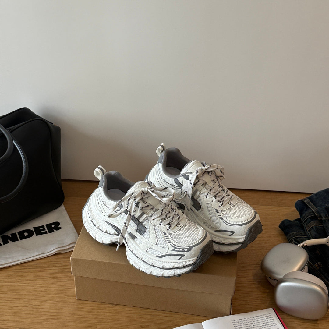 Damen Sportliche Sneaker mit dämpfender Sohle und atmungsaktivem Obermaterial R&B