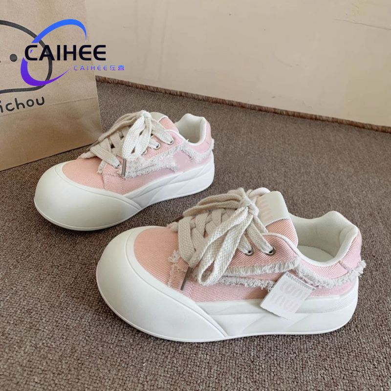 Damen Sneakers mit trendigem Sternen-Applikation und komfortabler Laufsohle R&B
