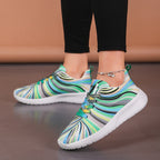 Damen Sportliche Sneakers mit buntem Wellenmuster