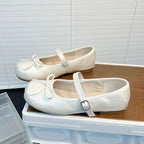 Damen Elegante Ballerinas mit süßem Schleifenakzent und praktischem Riemen R&B