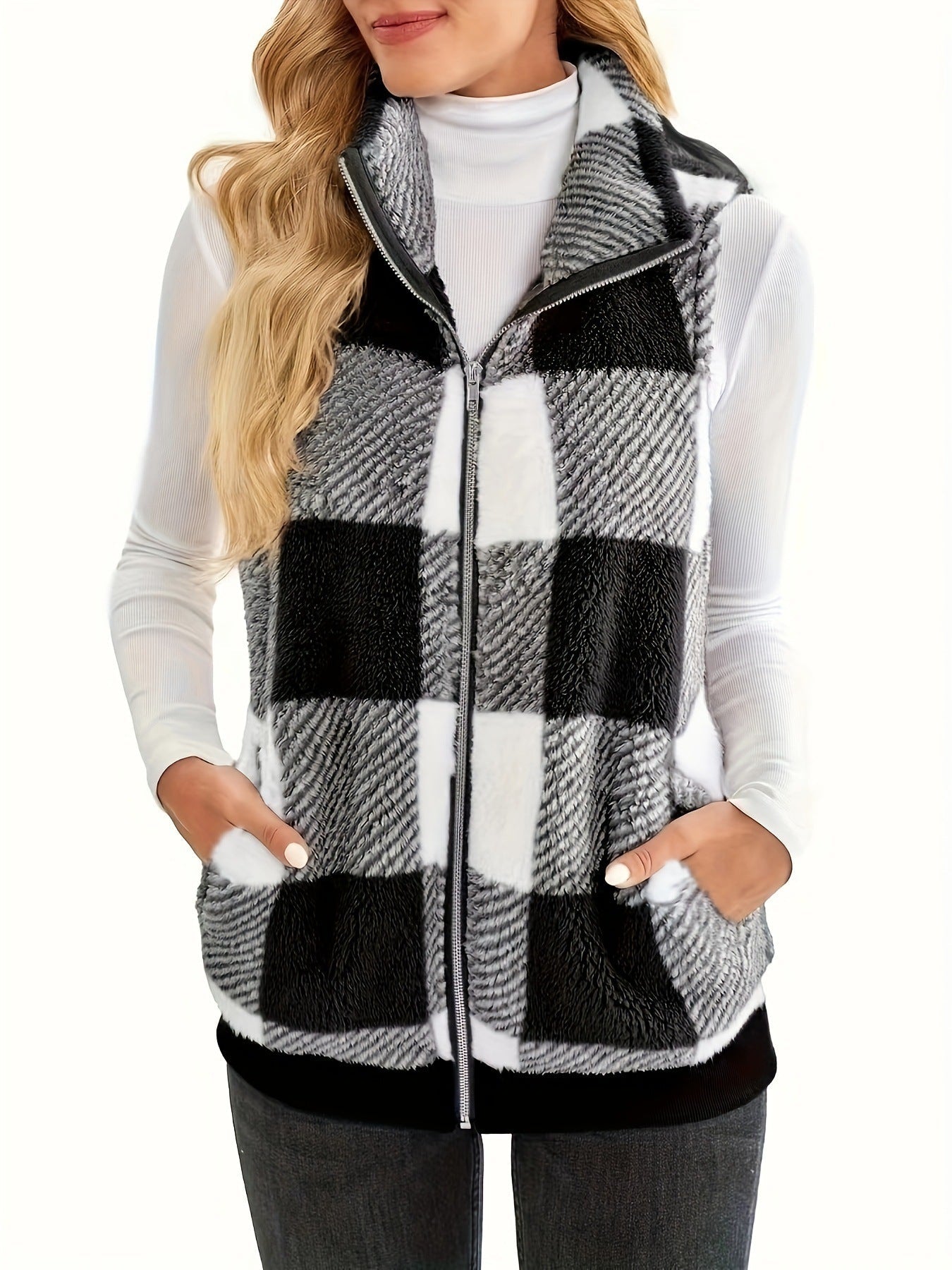 Damen Weste aus kuscheligem Fleece mit Karomuster und praktischen Taschen R&B