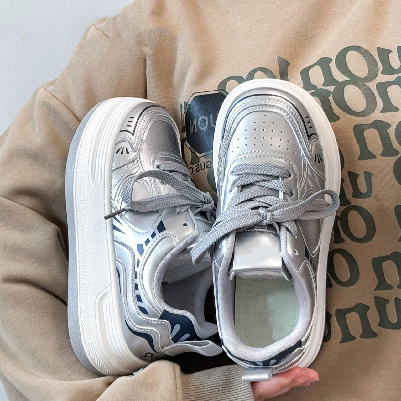 Damen Sportliche Sneakers mit dämpfender Sohle und atmungsaktivem Obermaterial R&B